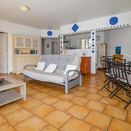 Lovely In With Outdoor Swimming Pool